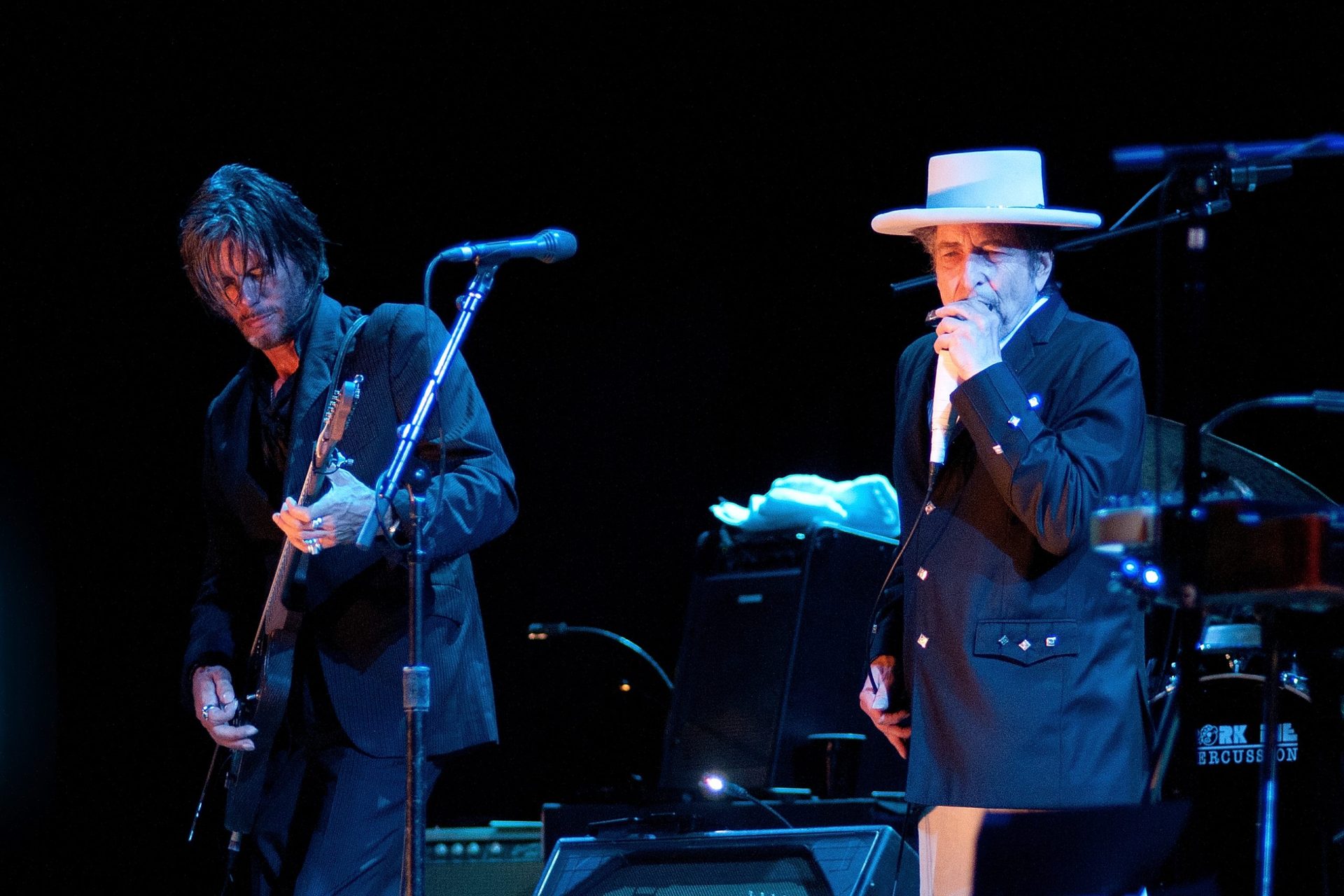 Eddie Vedder e Black Keys juntos em homenagem a Bob Dylan