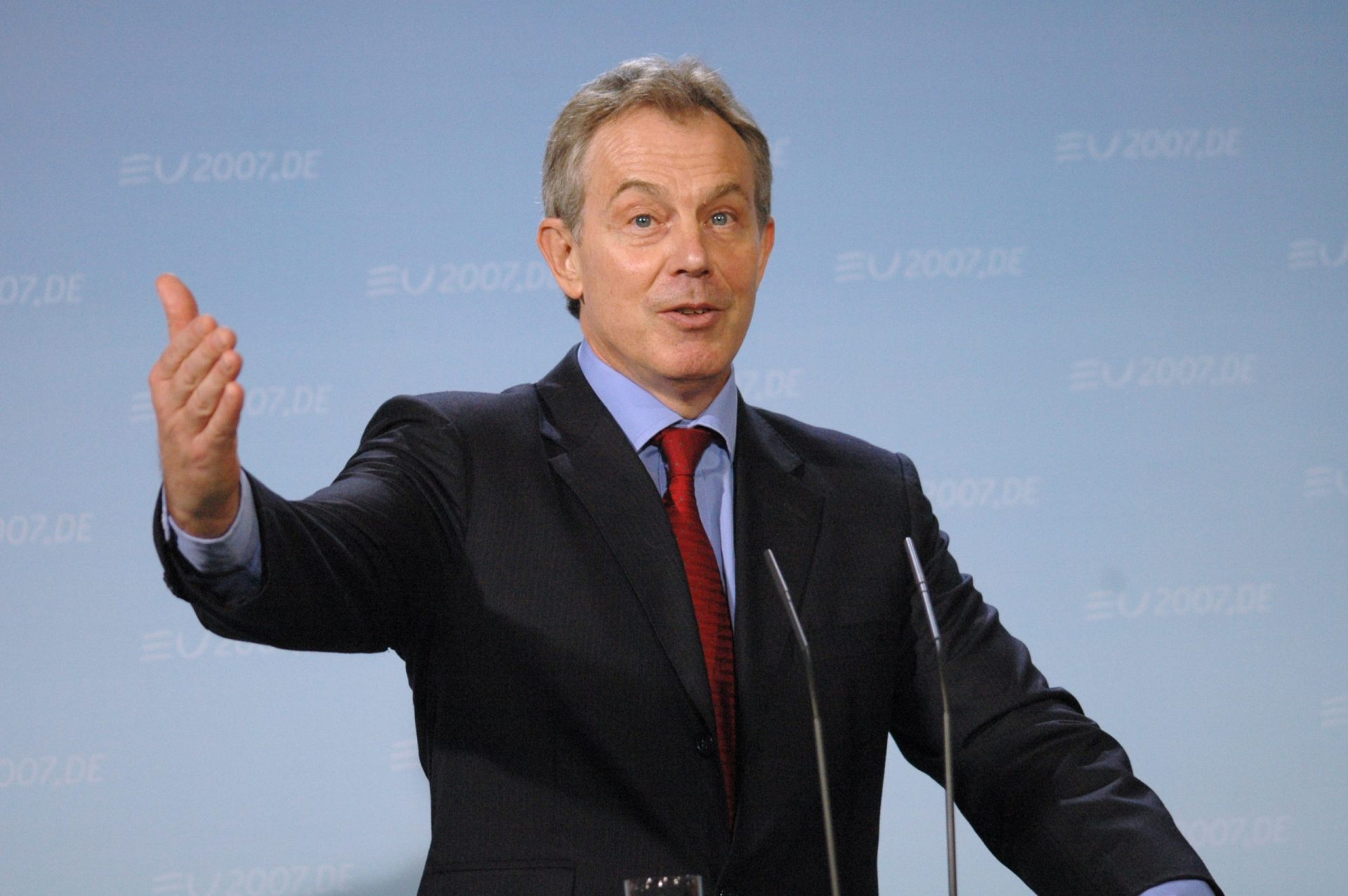 Tony Blair eleito o maior ícone gay dos últimos 30 anos