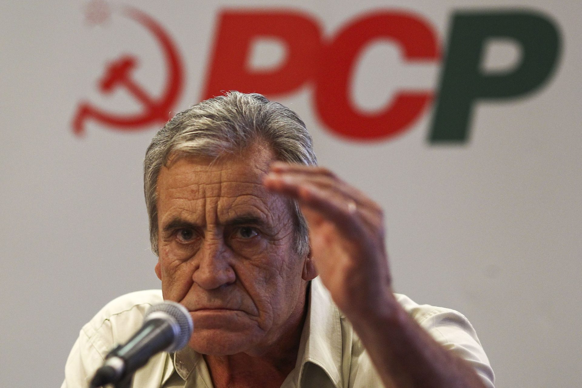 PCP: País assistiu a ‘encenação’ nas primárias
