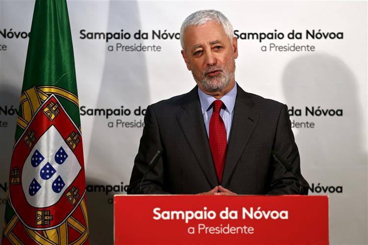 O erro de Sampaio da Nóvoa