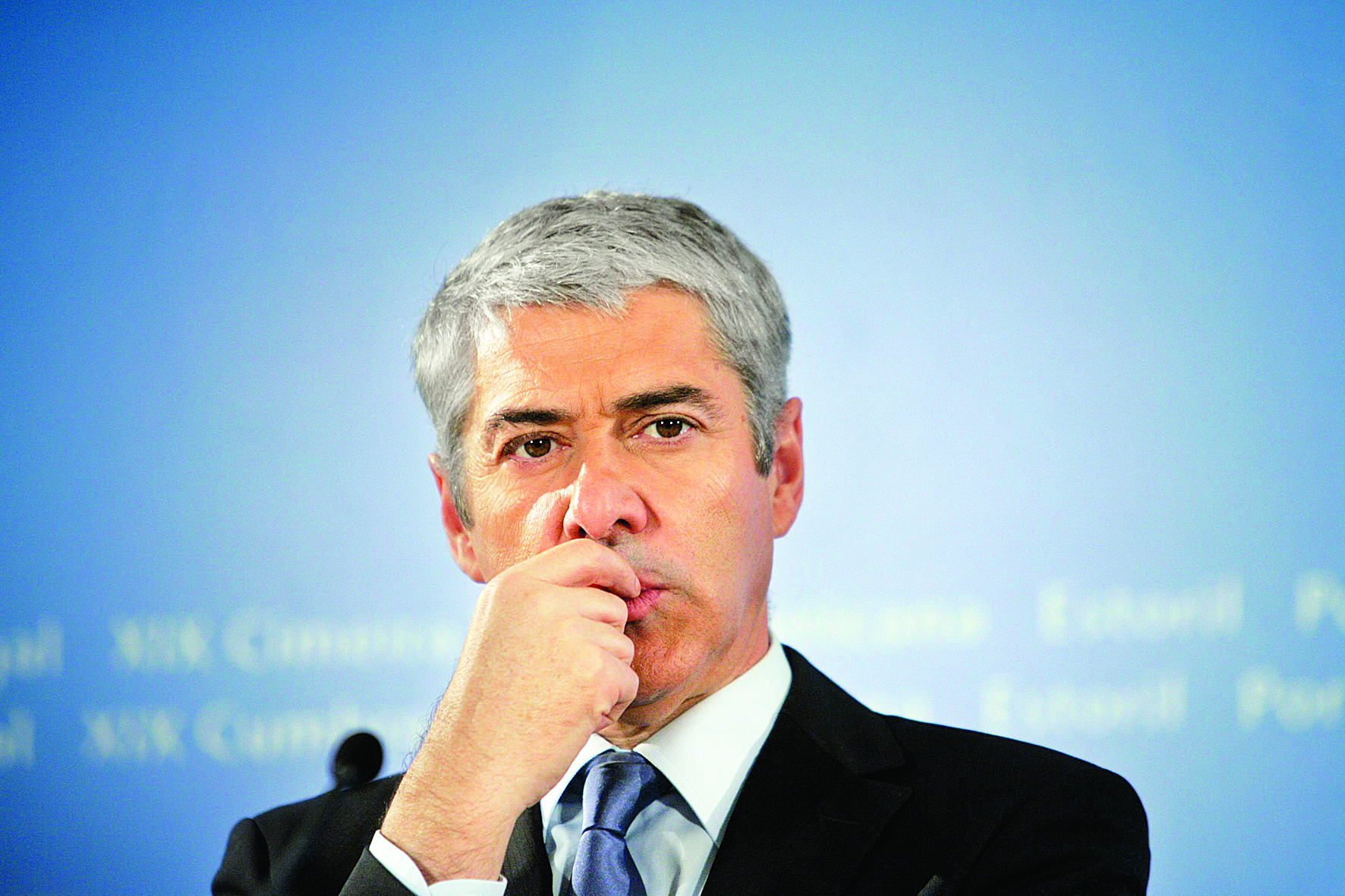 Sócrates só tem acesso aos autos à tarde