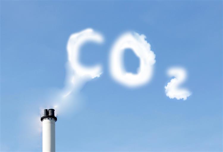 Alterações climáticas. UE reduziu emissões de gases com efeito de estufa em 23%