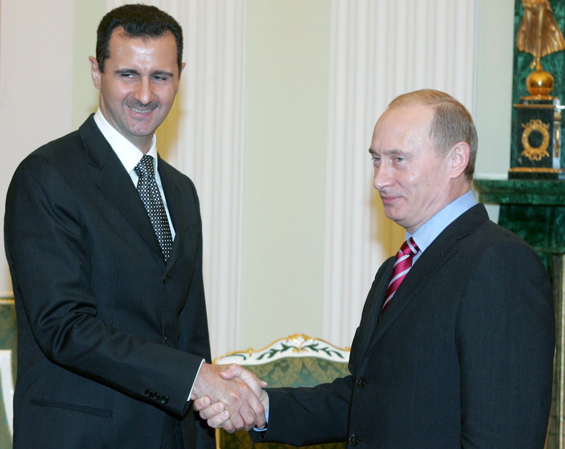 Bashar al-Assad reúne-se com Putin em Moscovo