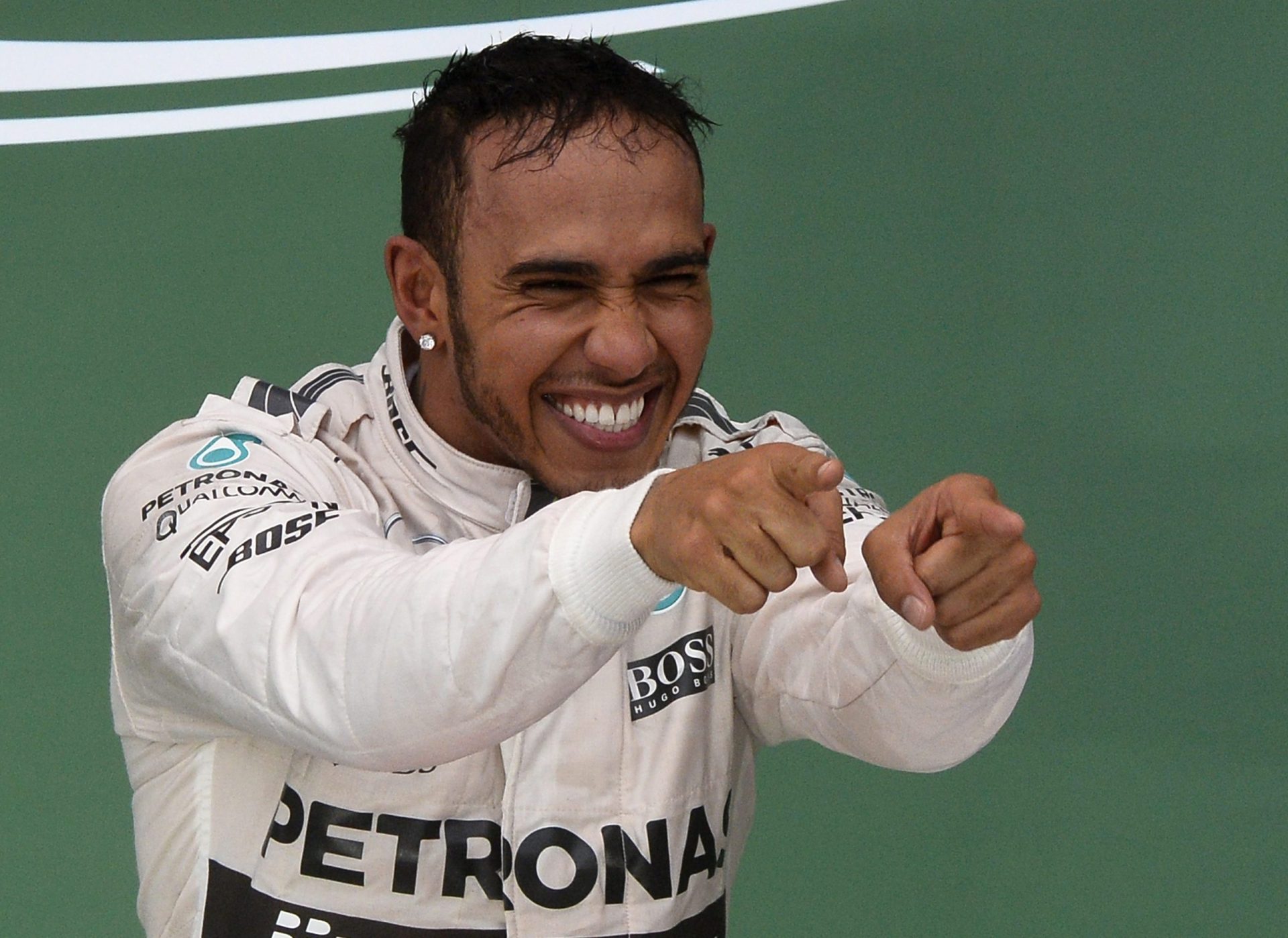 Lewis Hamilton tricampeão do mundo de Fórmula 1