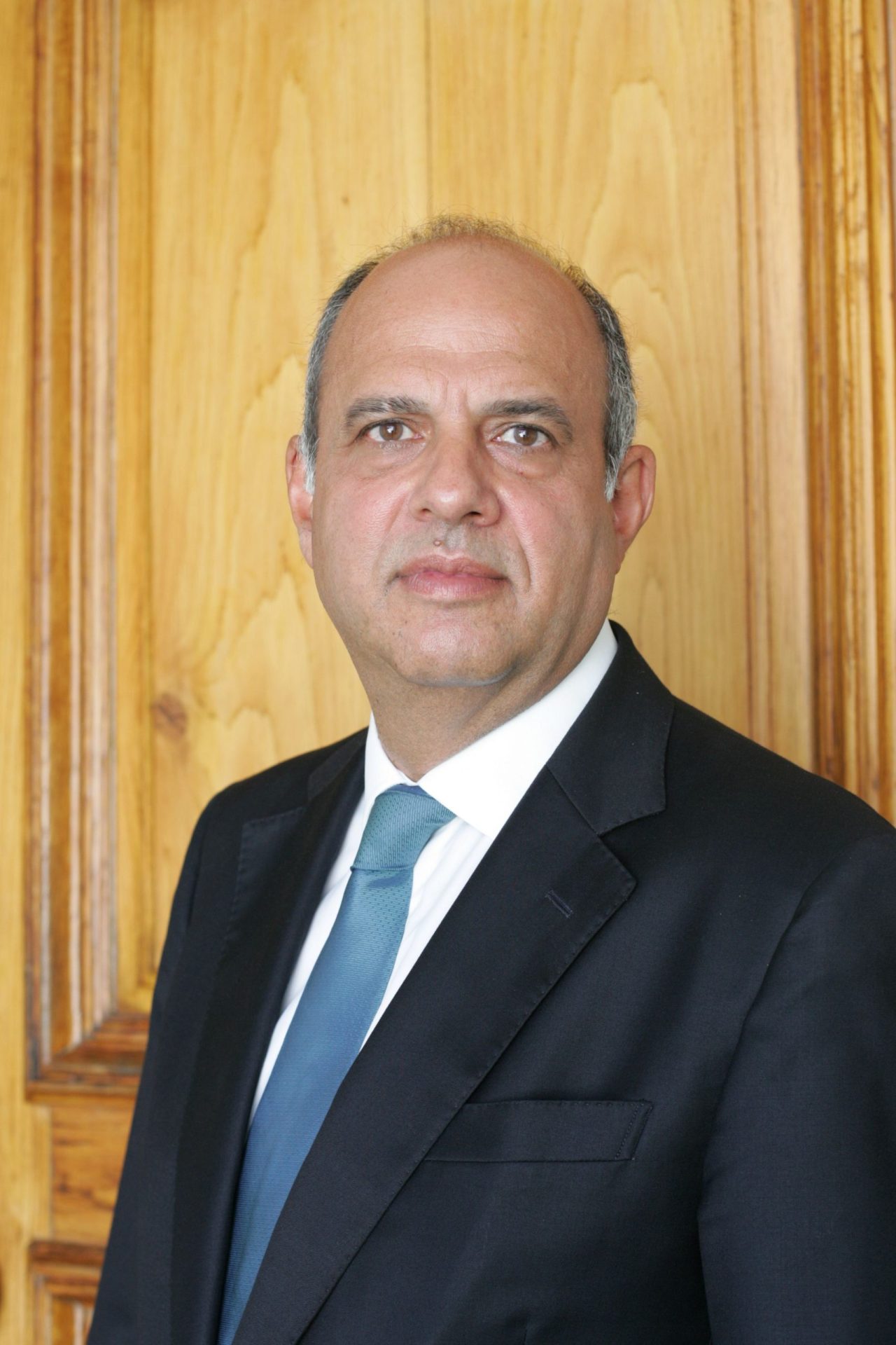 Costa Neves de regresso a um Executivo