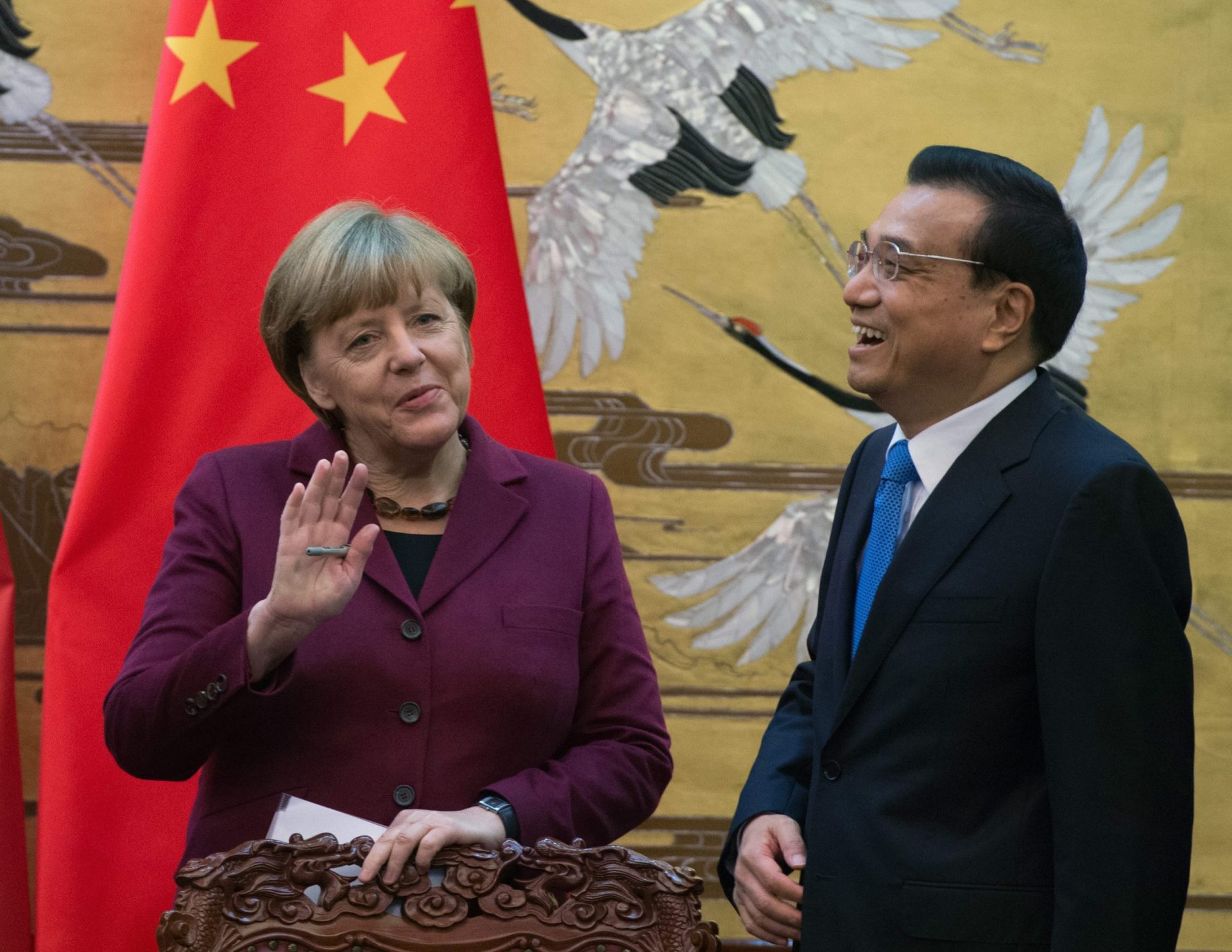 Merkel está hoje na China e assistiu à compra de 130 Airbus