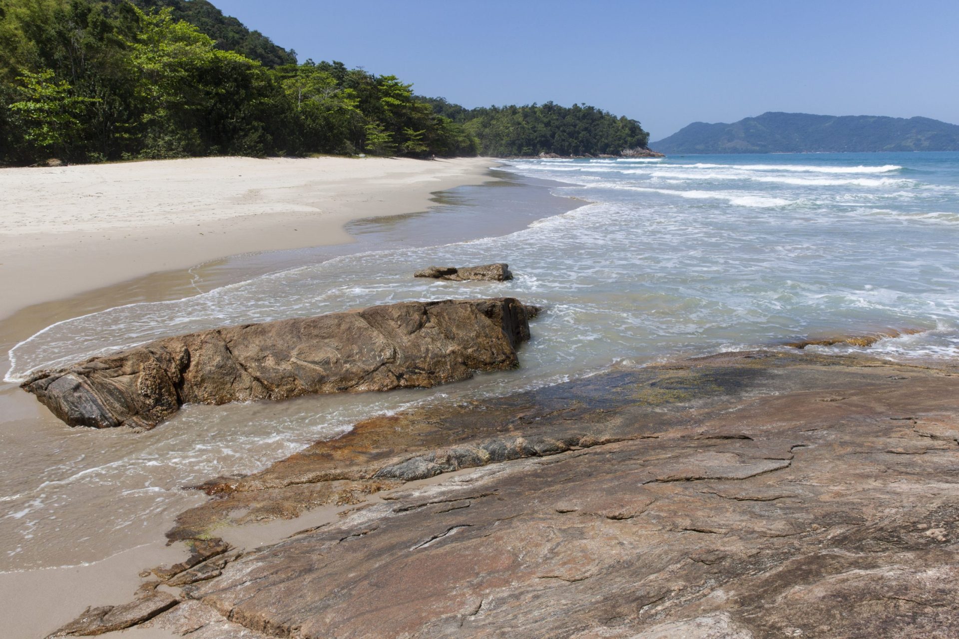 Brasil pôs à venda ilha paradisíaca