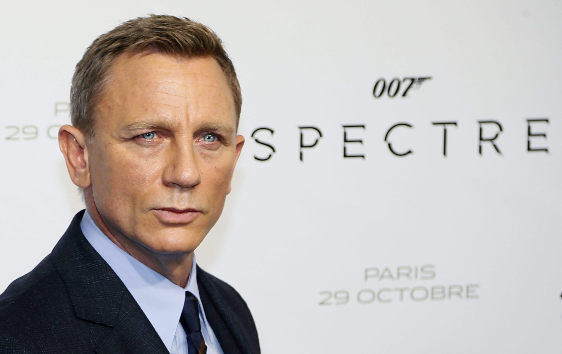 ‘James Bond’ incentiva governos europeus a resolver crise