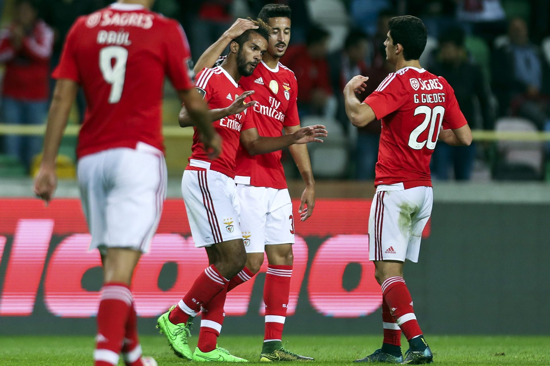 Benfica goleia Tondela