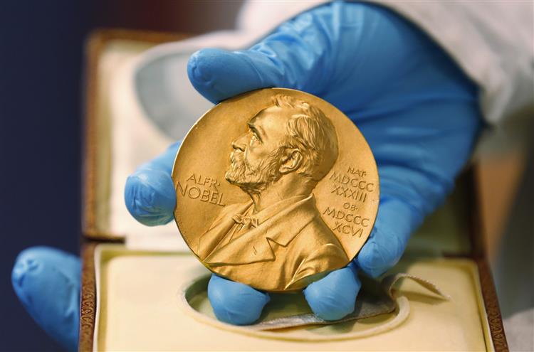 Nobel da Química distingue três investigadores da reparação de ADN