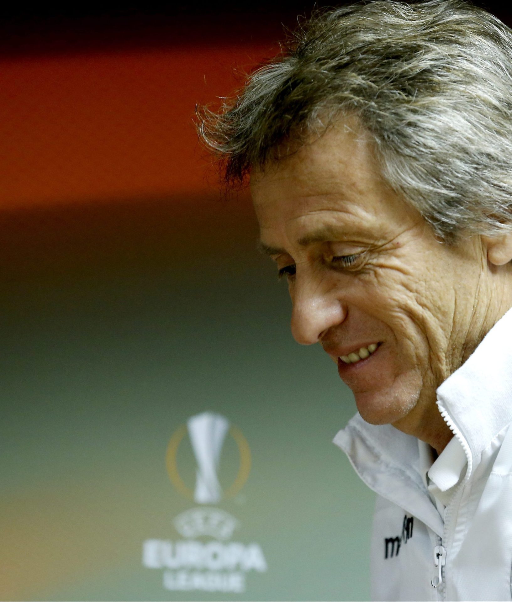 Jorge Jesus chega ao tribunal pronto para defender a honra