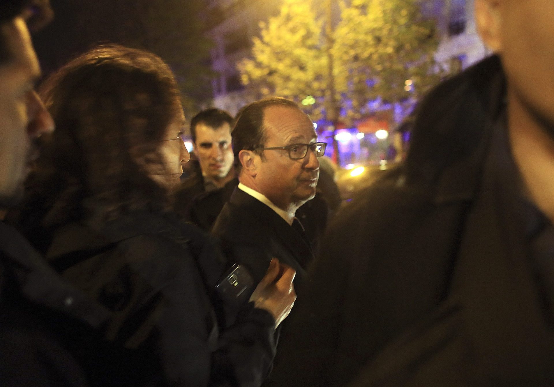 François Hollande promete &#8216;combate impiedoso&#8217; contra terrorismo