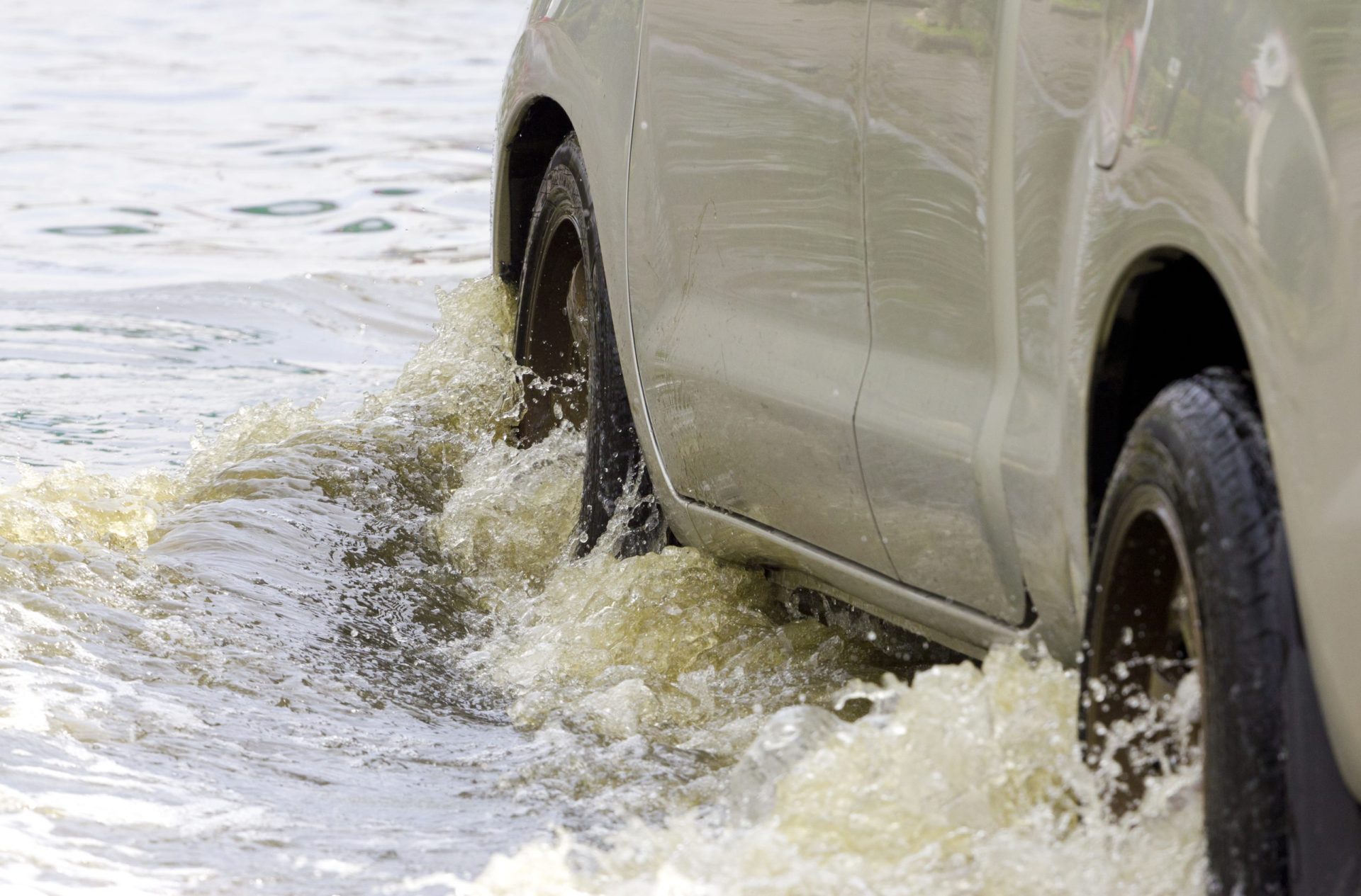 Chuva provoca inundações em vários concelhos algarvios