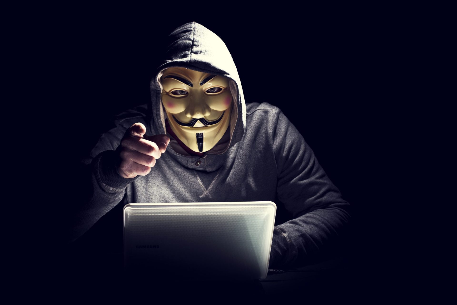 Anonymous declaram guerra sem precedentes ao Estado Islâmico