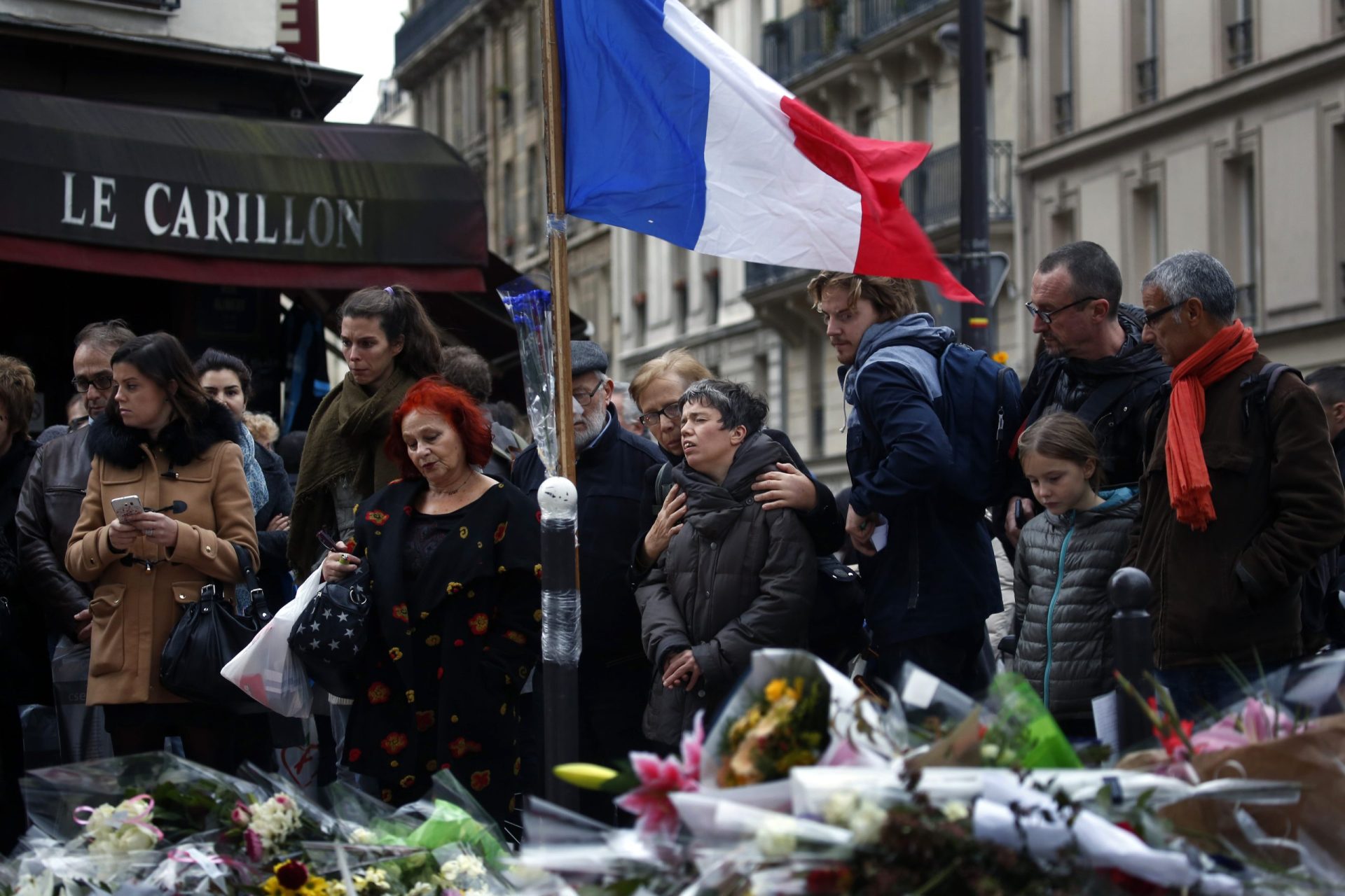 Paris: Voz de jihadista francês detetada em vídeo de reivindicação