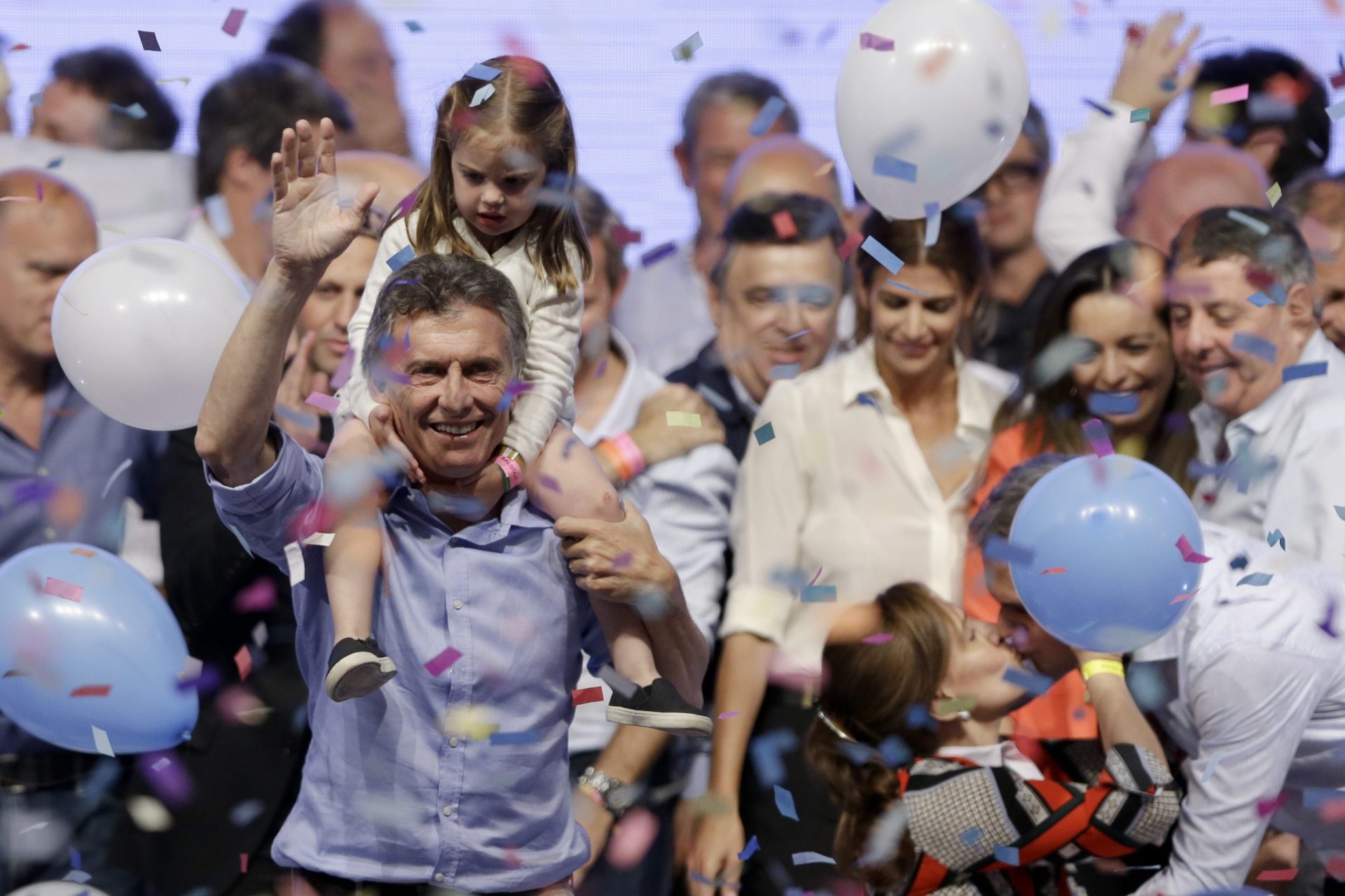 Presidente eleito da Argentina promete ‘maravilhosa’ nova era