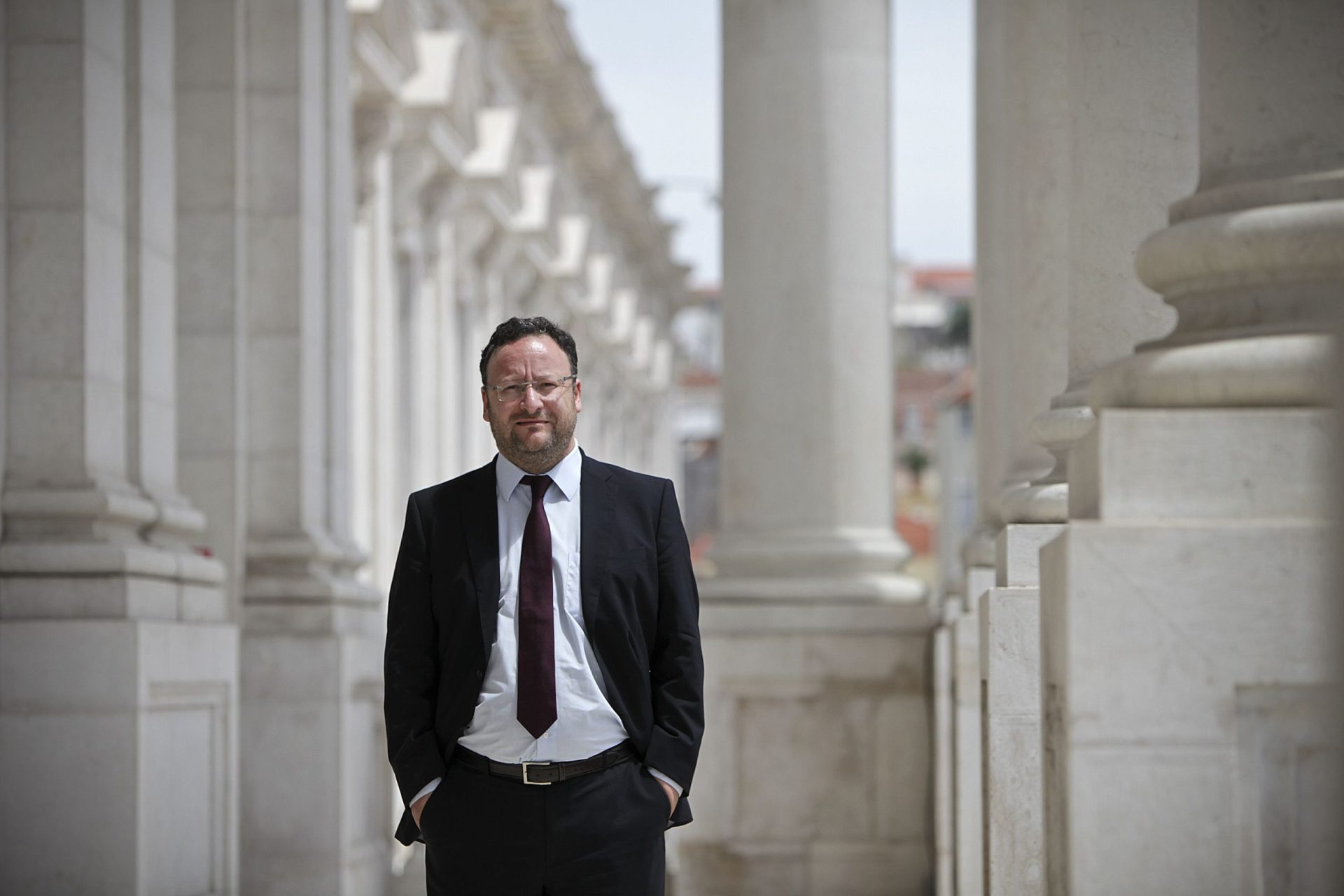 Críticos de António Costa reúnem com Assis na Mealhada