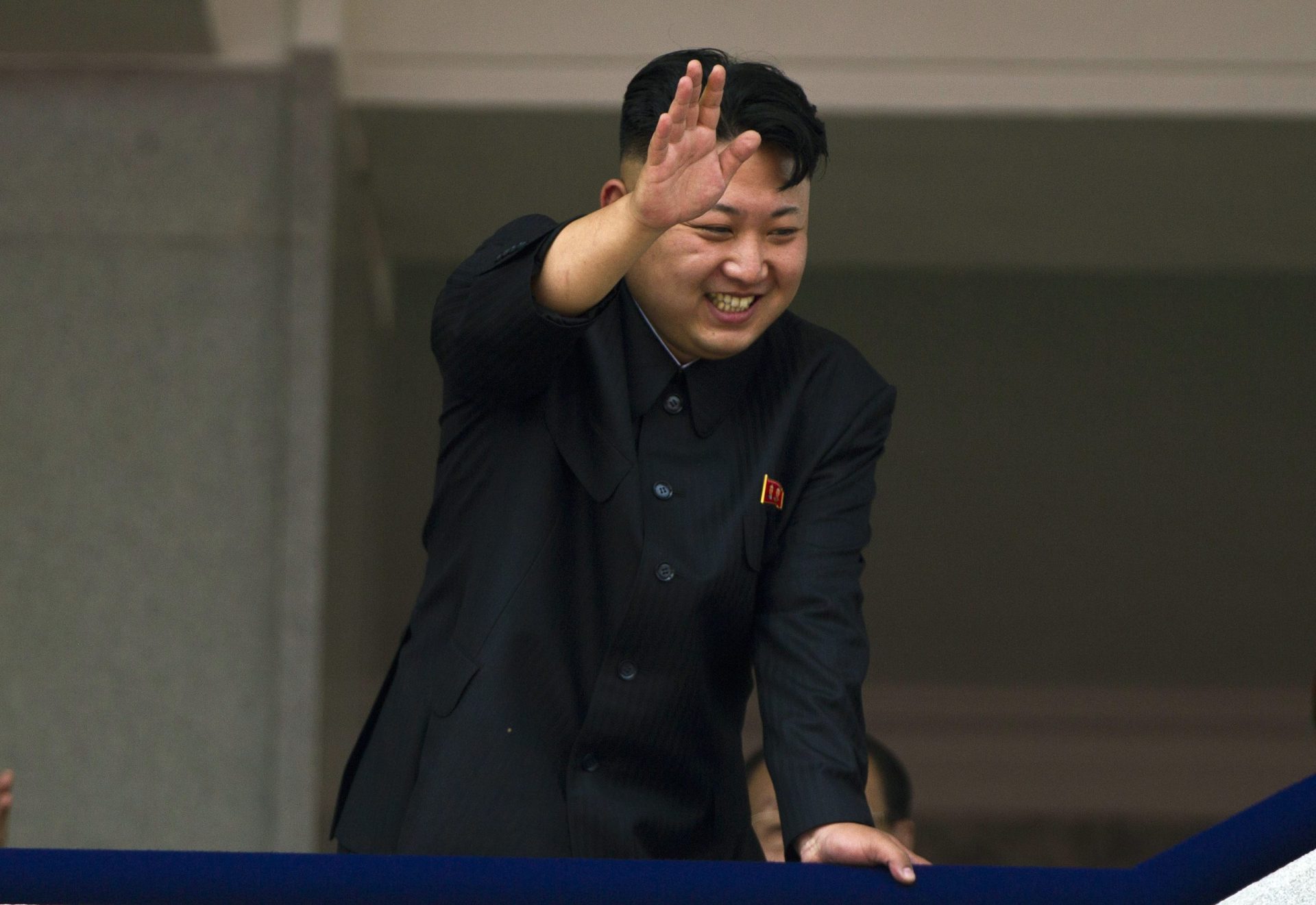 Kim Jong-un ordena fabrico de mísseis &#8216;mais modernos e precisos&#8217;