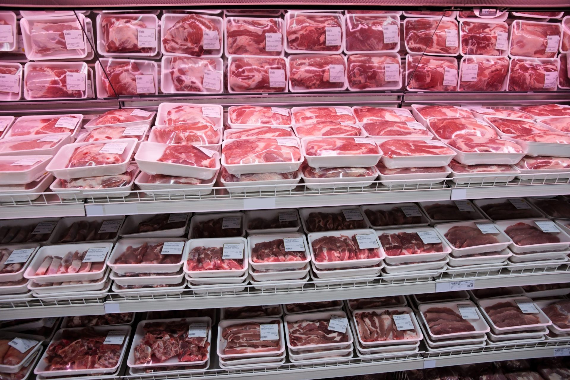 Rótulos dos produtos à base de carne ainda enganam consumidores