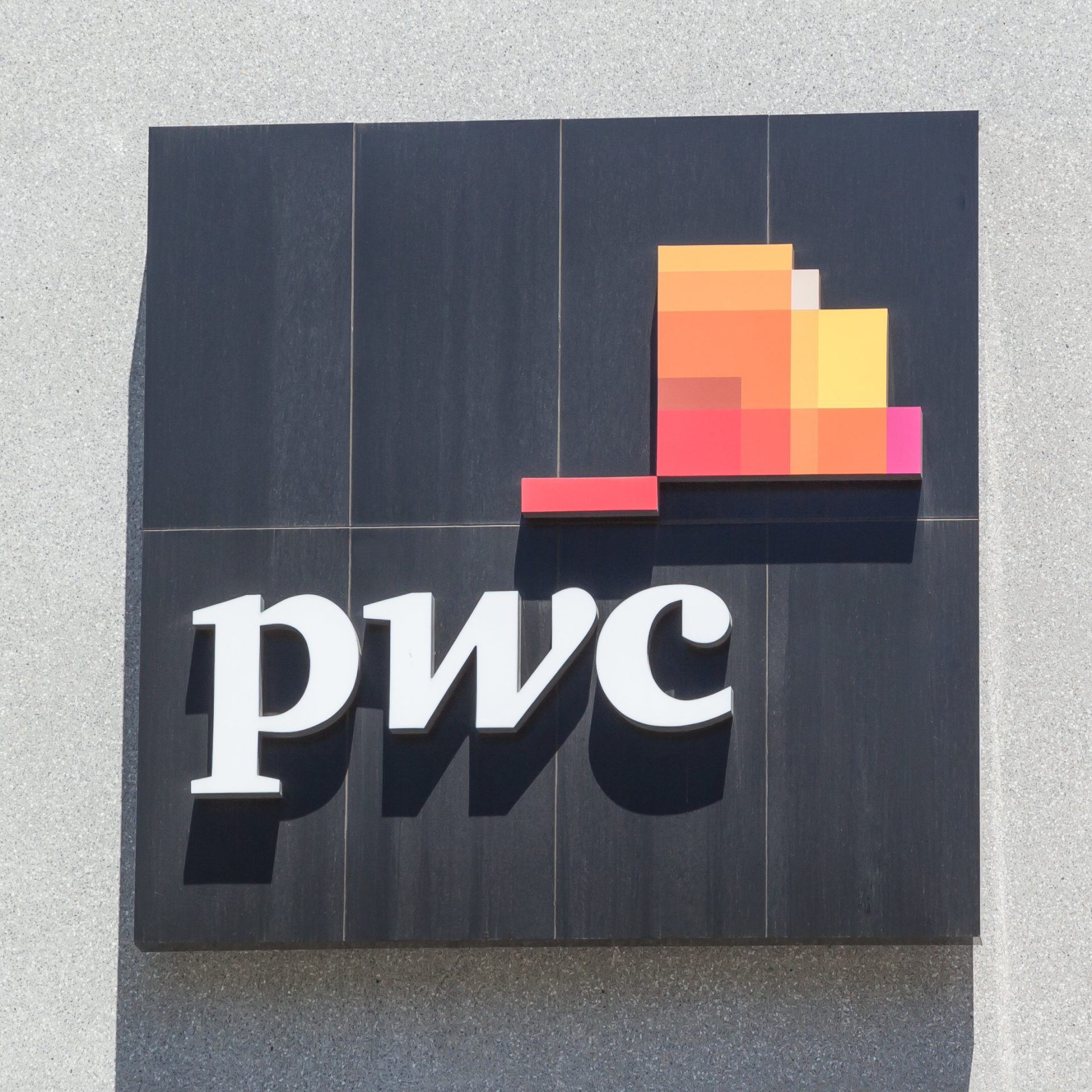 BES: PT mandou PwC retirar responsabilidade dos gestores no relatório