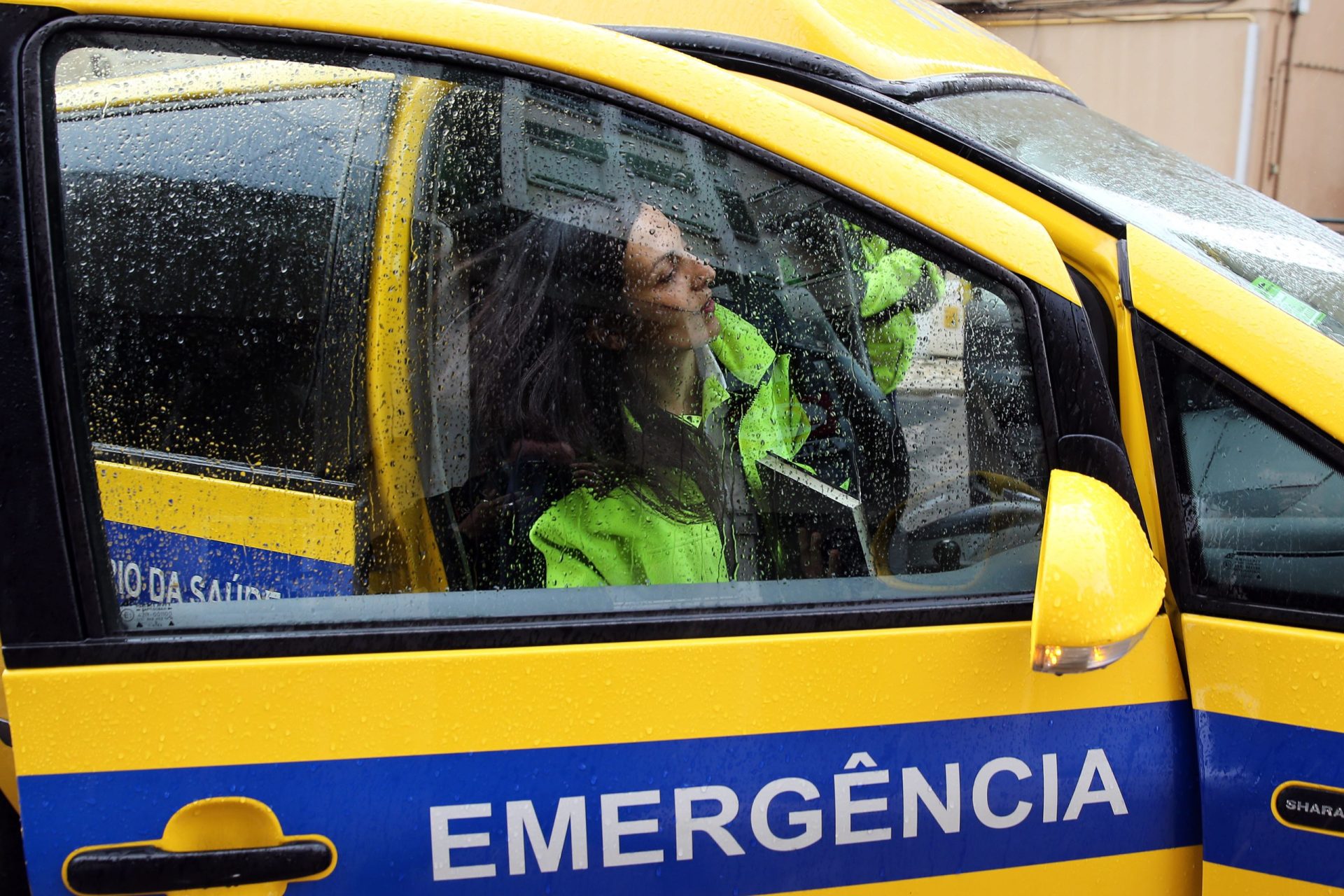 Mulher encontrada moribunda no IC2