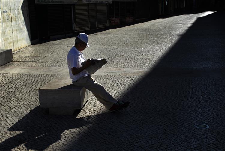 Cortes nas reformas antecipadas sob contestação