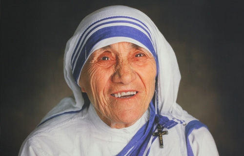 Aprovada a canonização de madre Teresa de Calcutá