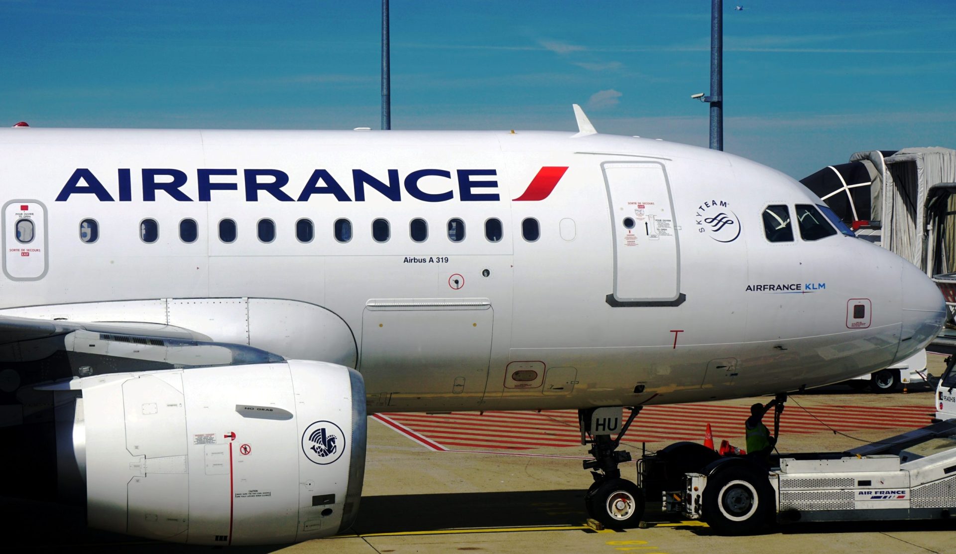 Quénia: Autoridades dizem ter encontrado uma bomba no avião da Air France