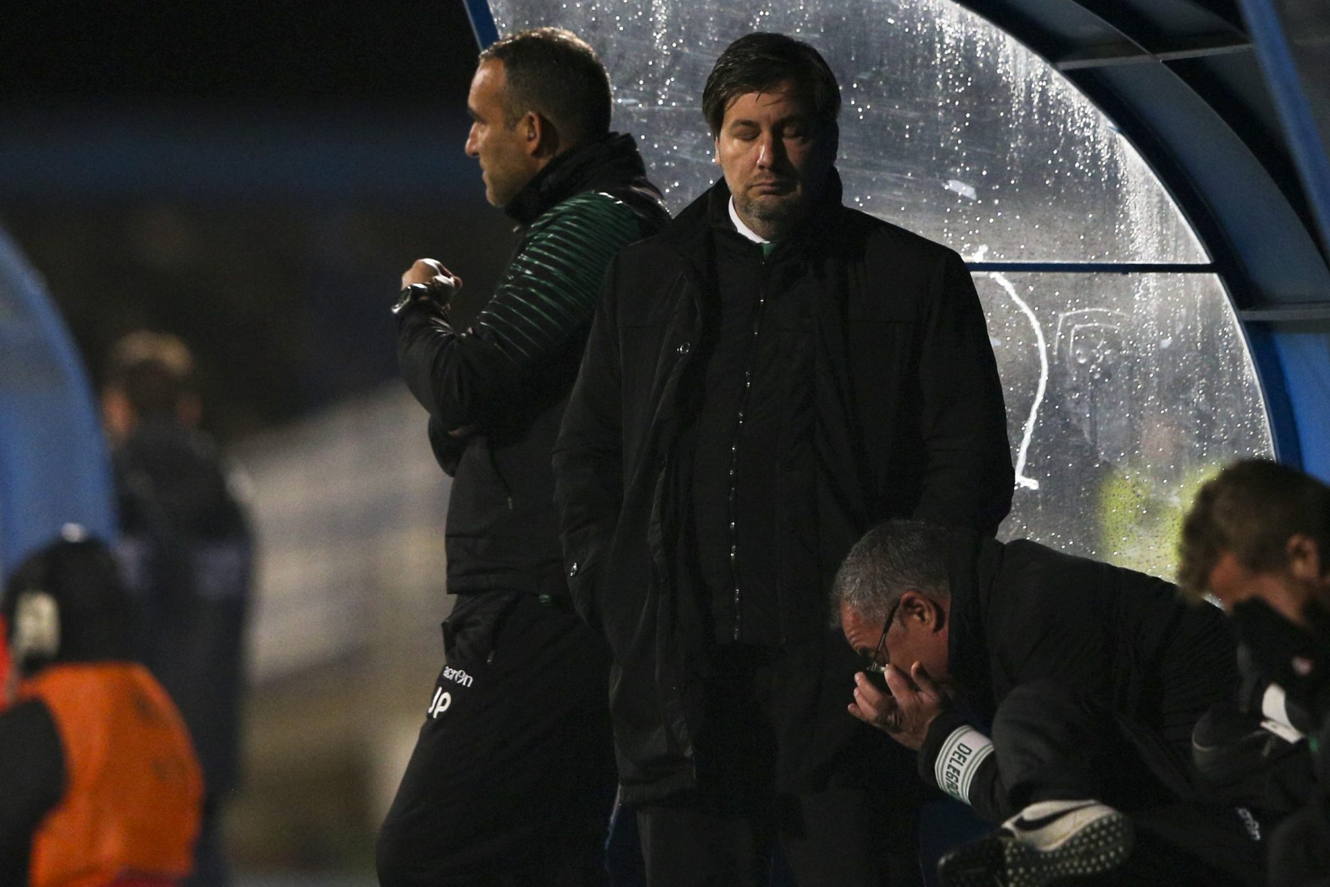 Sporting complica a vida no Restelo