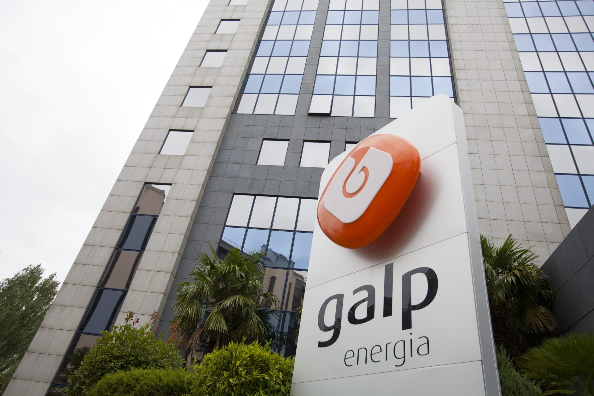 Diploma que obriga Galp a devolver 150 milhões de euros em debate na AR