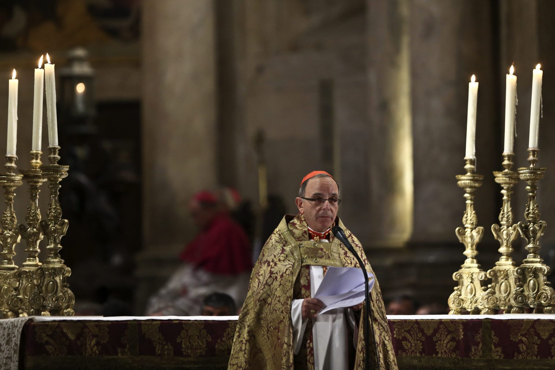Cardeal-patriarca exorta católicos a serem &#8216;ilhas de misericórdia no mar da indiferença&#8217;