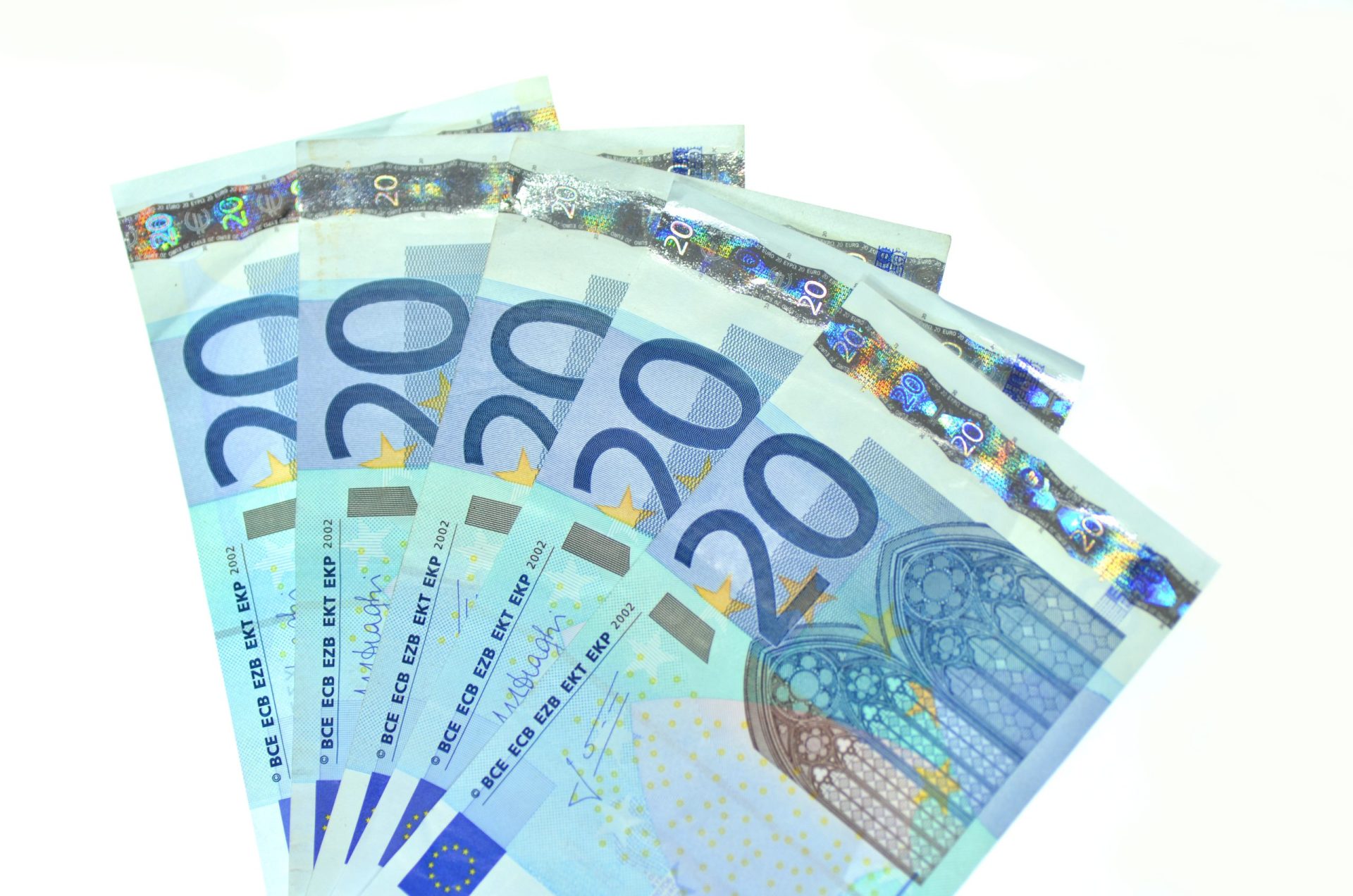 Nova nota de 20 euros entra em circulação a 25 de Novembro
