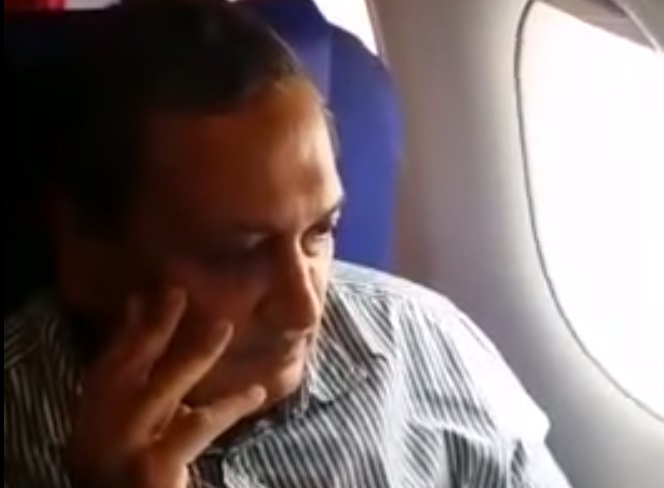 Passageiro abusou de mulher em avião. Mas nunca esperou esta reacção [vídeo]