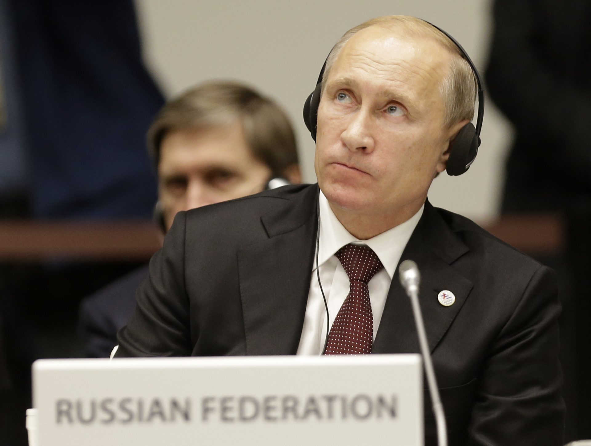 Novas sanções contra a Rússia congeladas até 2.ª feira