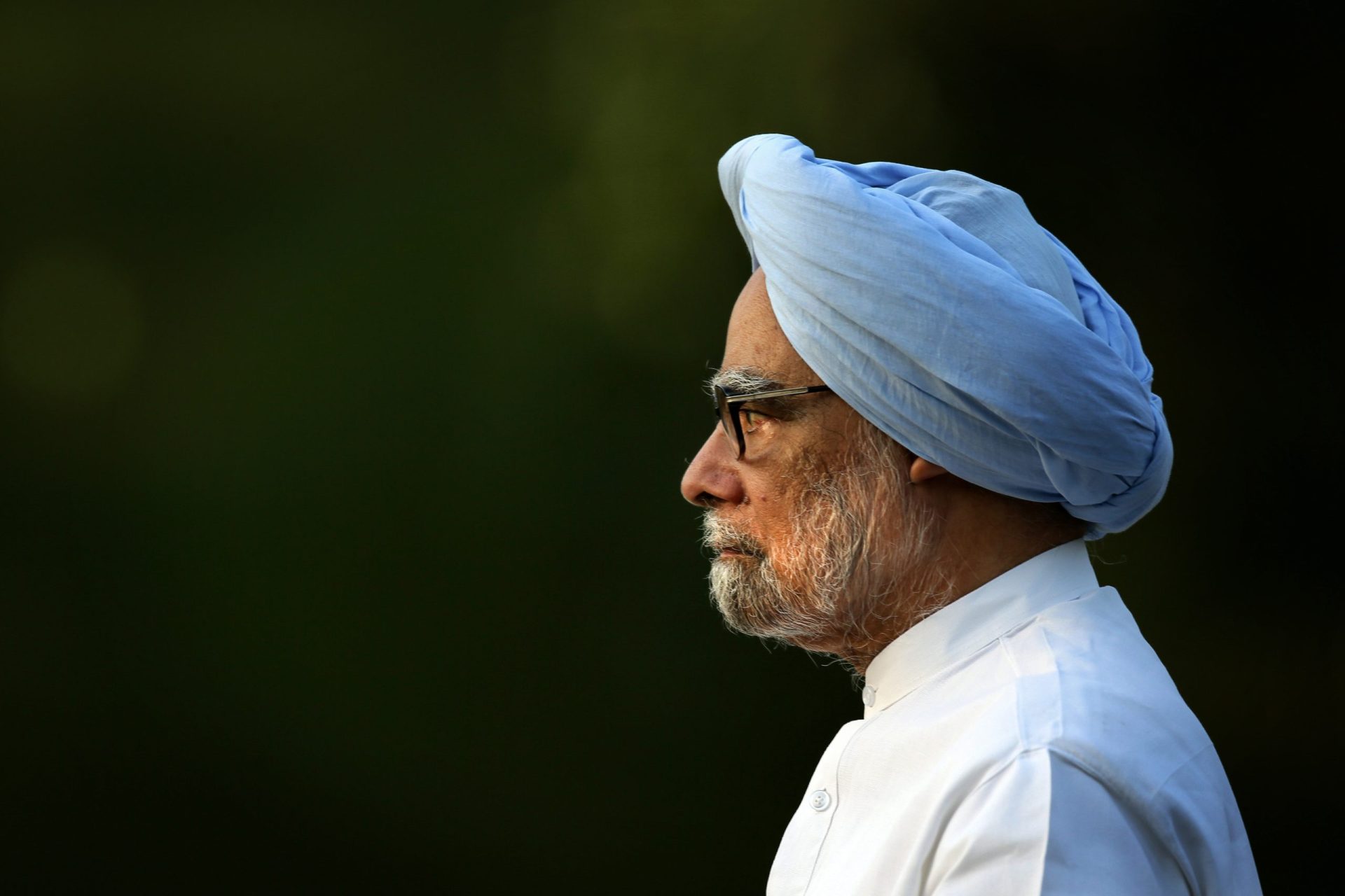 Índia: Ex-primeiro-ministro intimado por tribunal