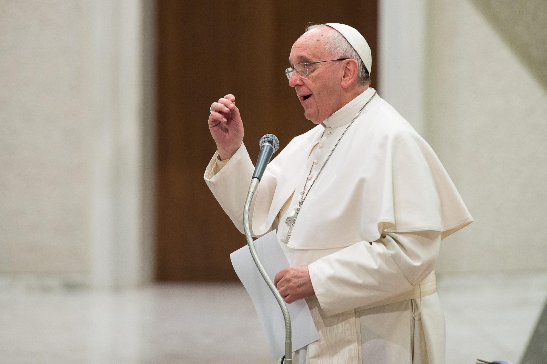 Papa denuncia sociedades ‘que não deixam nascer crianças’