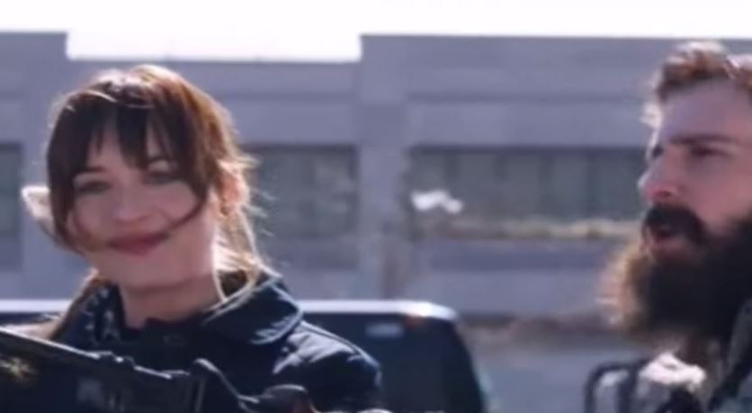 Dakota Johnson criticada por ‘juntar-se’ ao Estado Islâmico [vídeo]