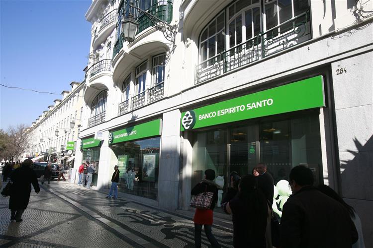 ‘Bad bank’ vende banco na Líbia por 3,9 milhões de euros