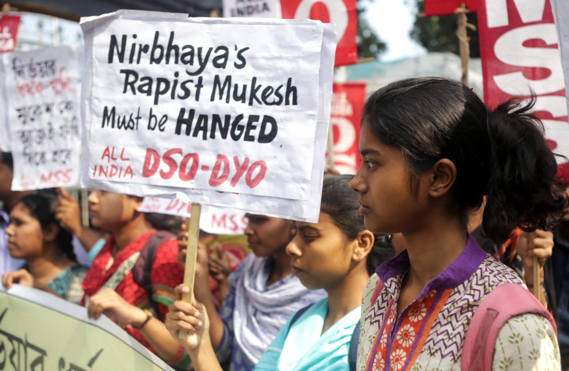 Índia: Pai da vítima de violação defende que todos deviam ver o documentário da BBC