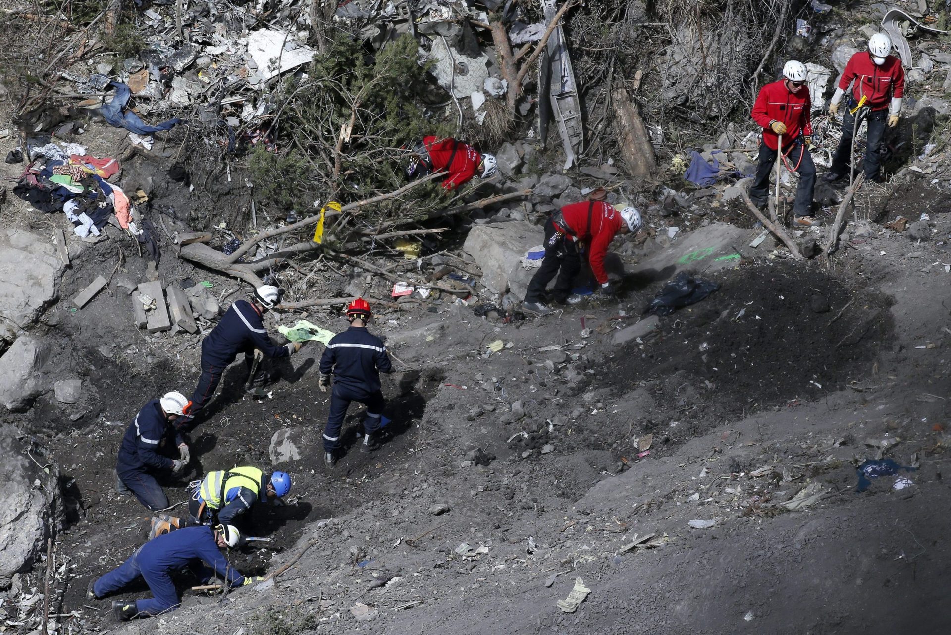 Autoridades garantem que não têm vídeo dos últimos momentos do voo da Germanwings
