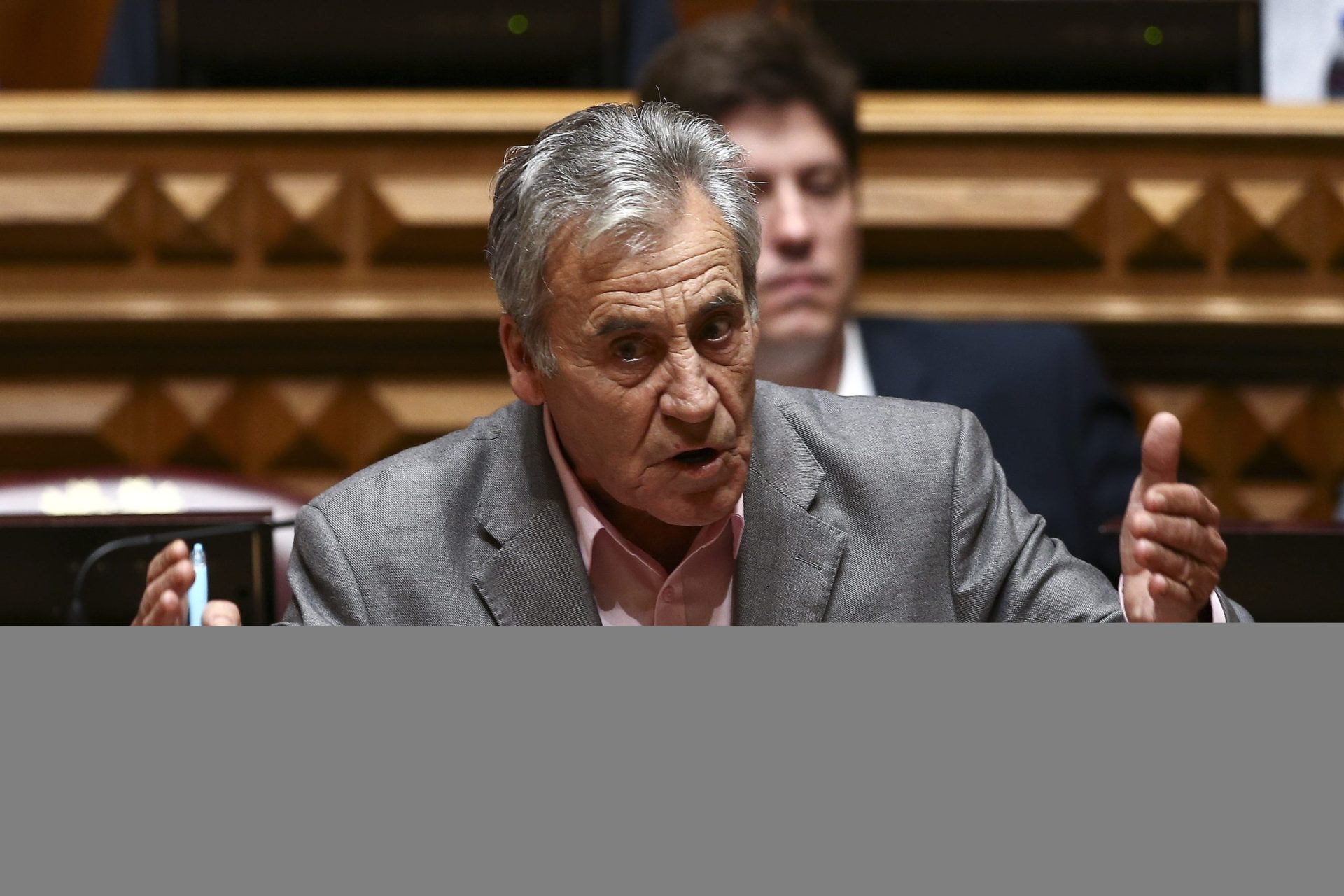 Jerónimo de Sousa estranha falta de ‘crescimento’ no Programa de Estabilidade