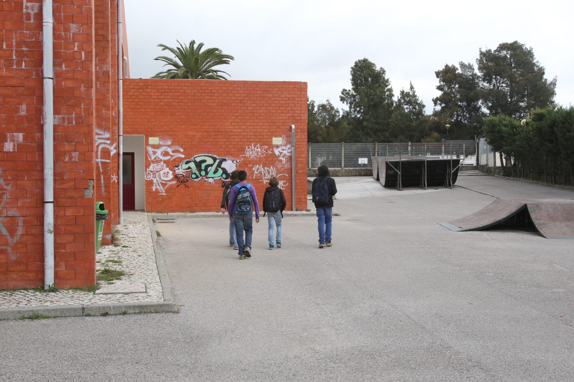 Mais de 33 mil candidatos para ocupar 1453 lugares nas escolas