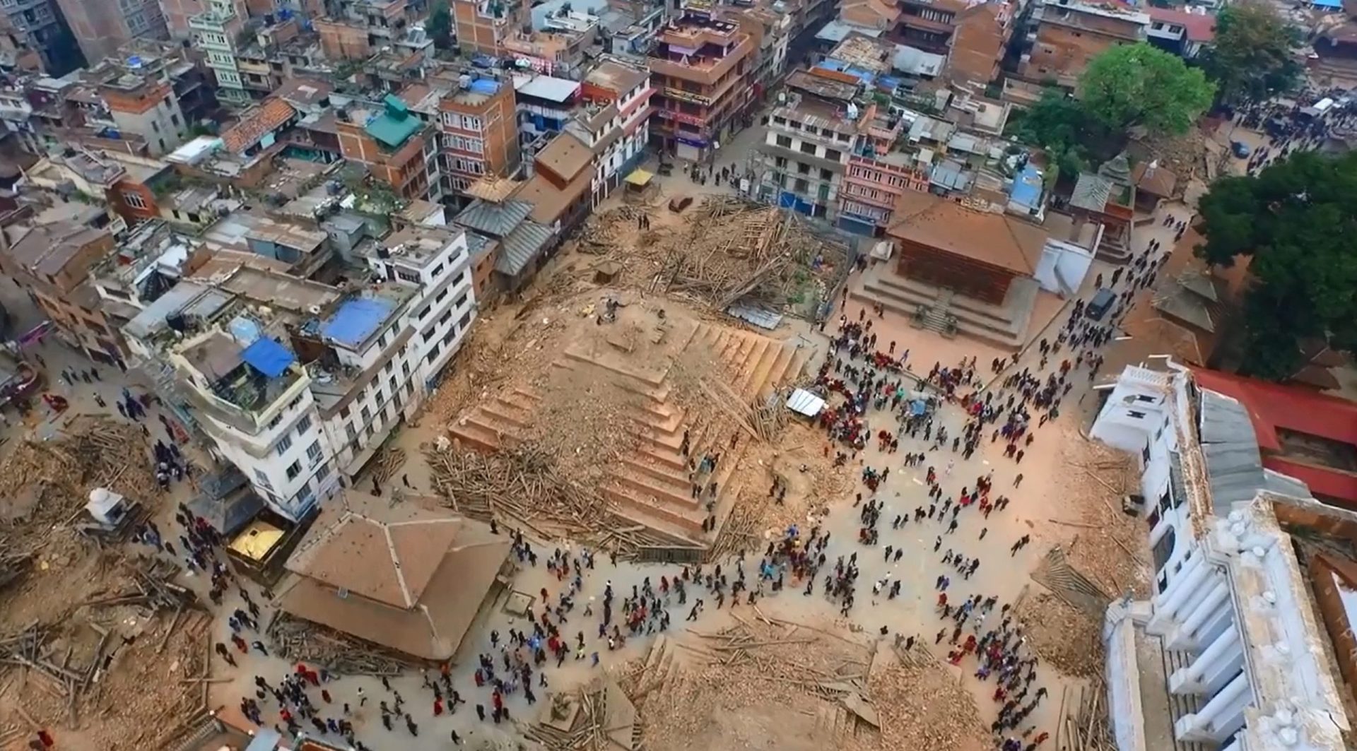 Katmandu poderá ter-se deslocado alguns metros devido a sismo