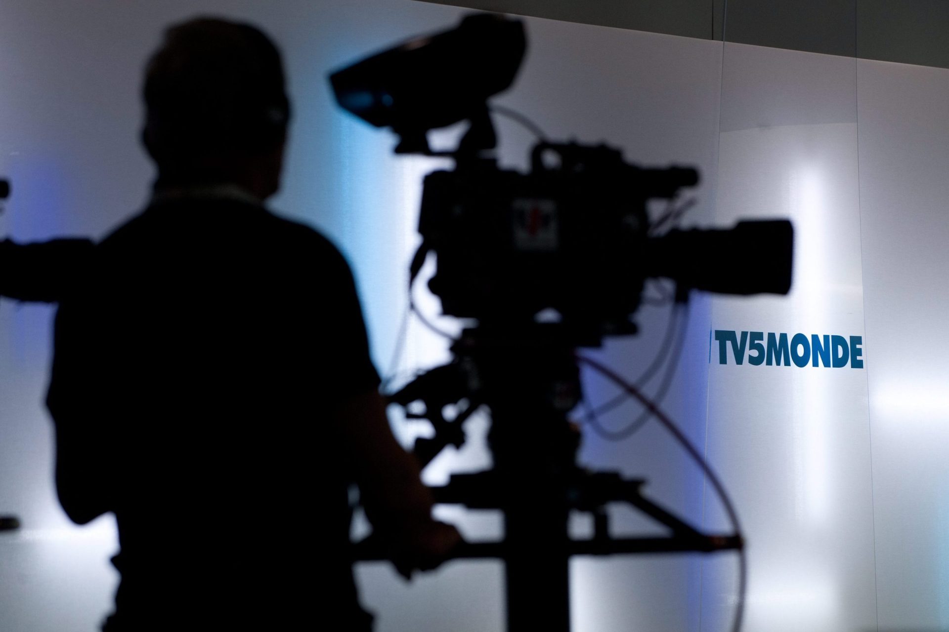 TV5Monde alvo de ataque informático e só consegue transmitir programas gravados