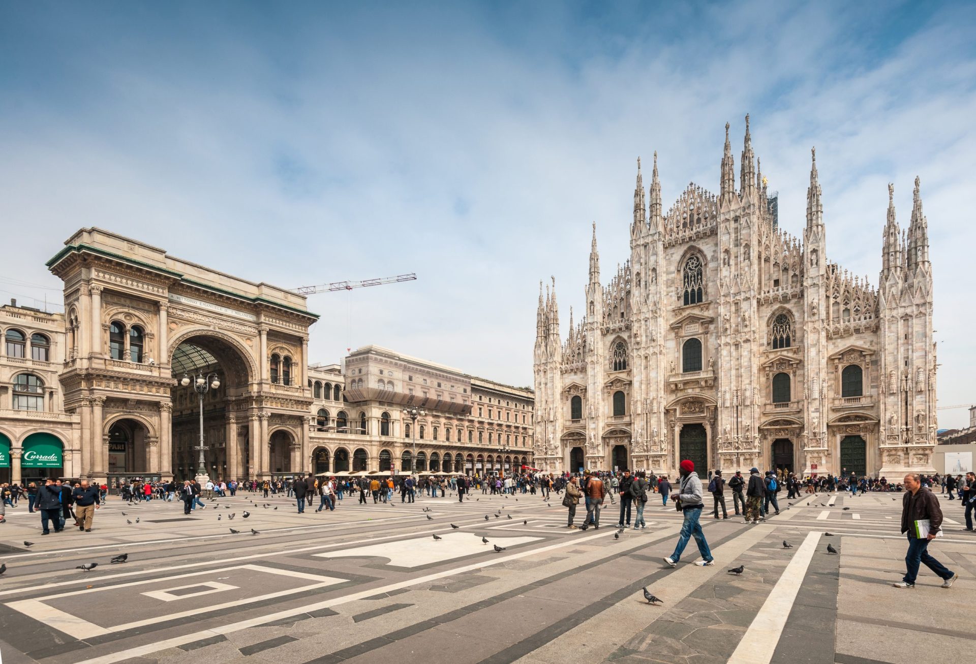 Itália: Dois mortos depois de disparos em tribunal de Milão