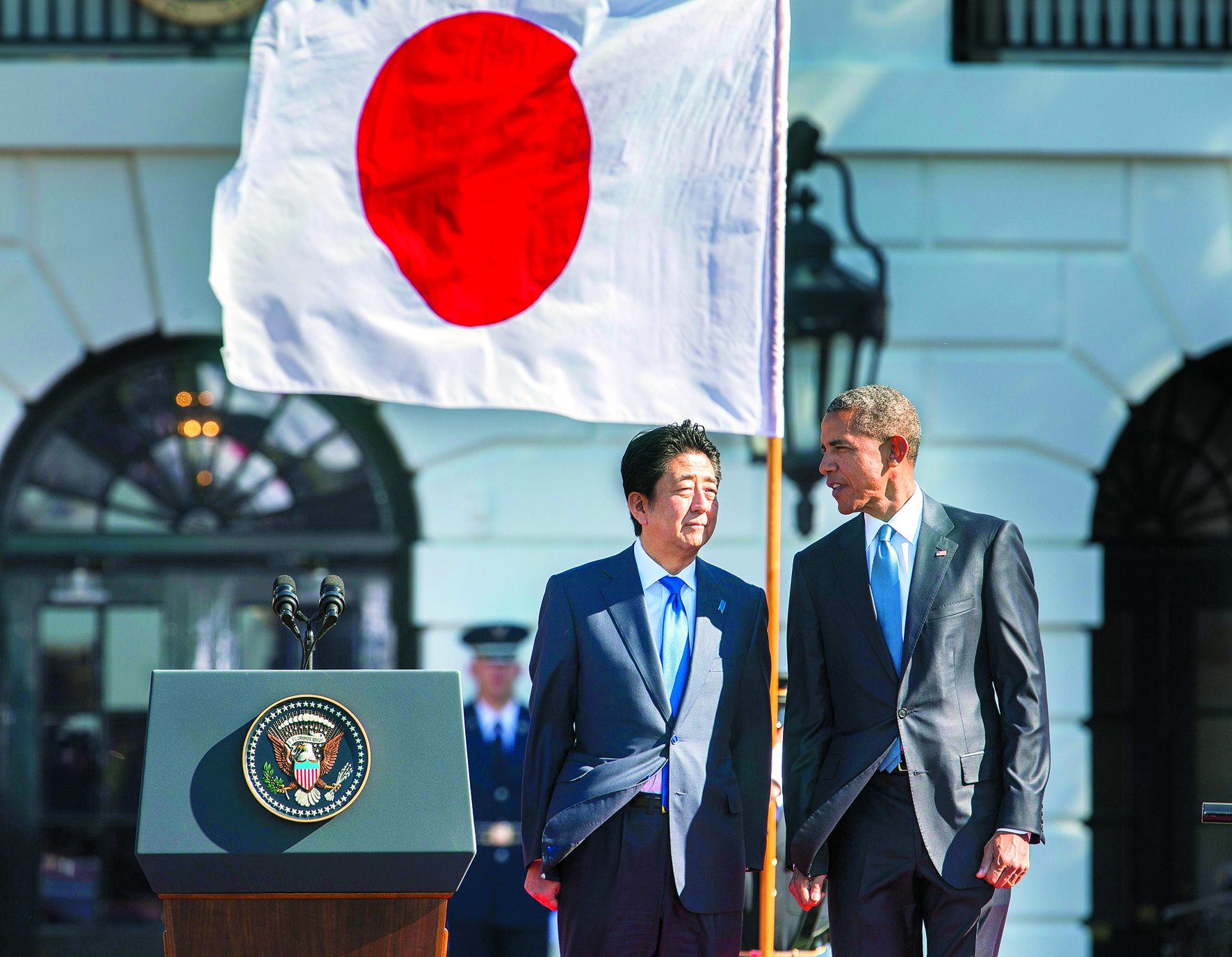 EUA pedem músculo ao parceiro japonês