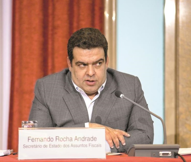 Rocha Andrade admite que carga fiscal não é tão grande quanto necessário