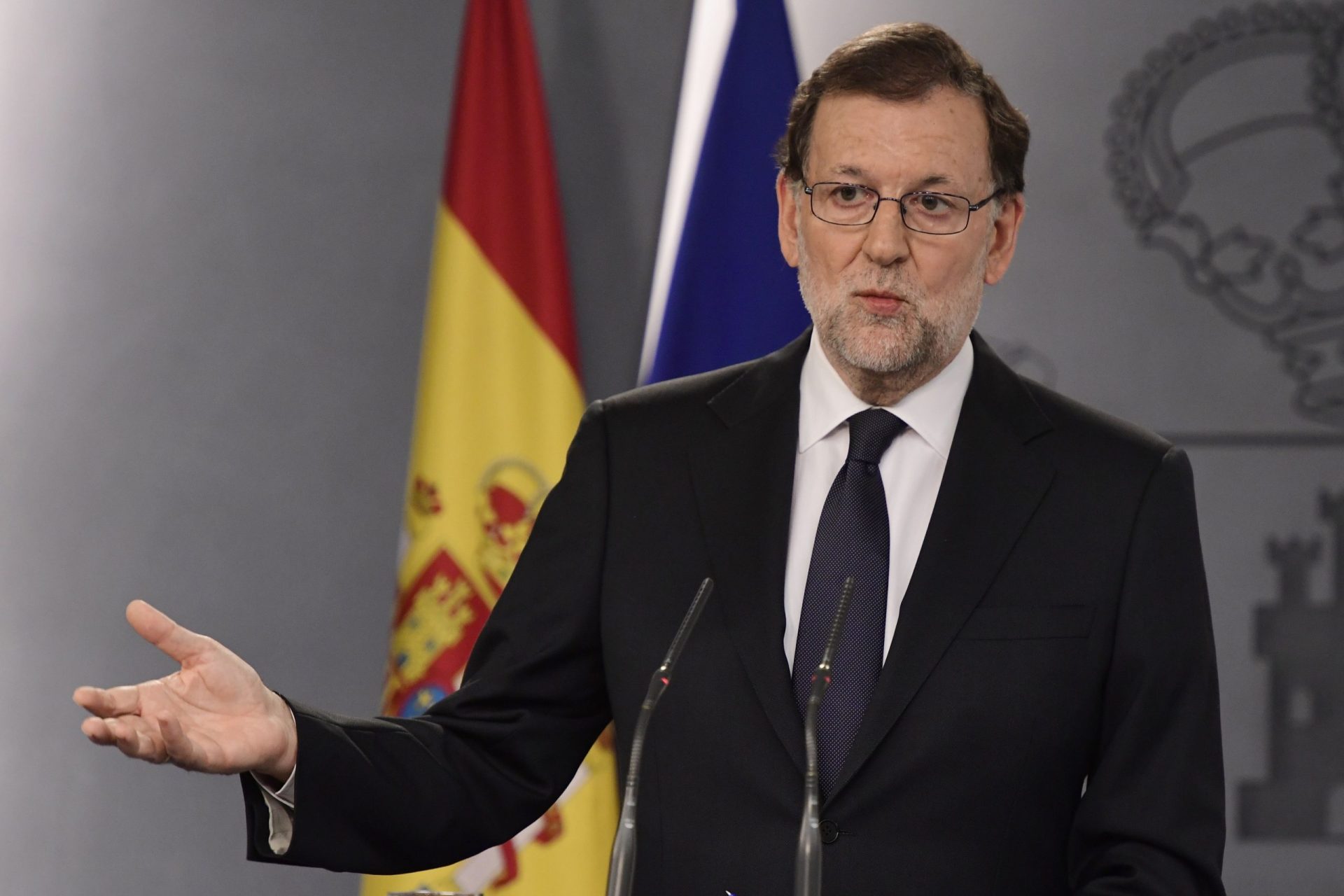 Espanha: Rajoy toma posse hoje