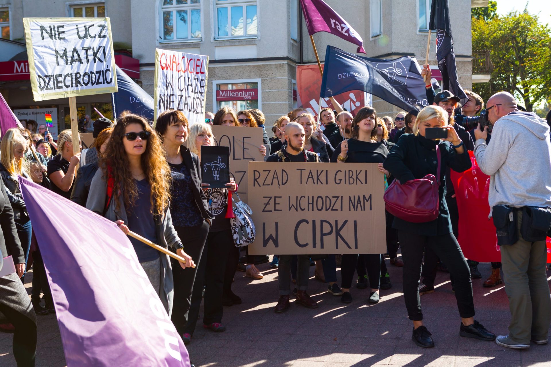 Greve na Polónia contra lei do aborto