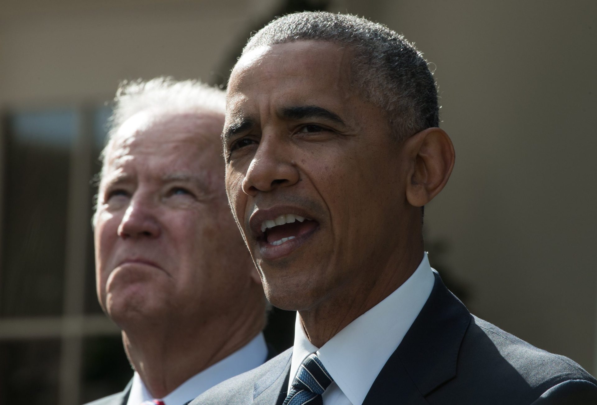 ‘Conversas’ entre Biden e Obama deixam a Internet em delírio